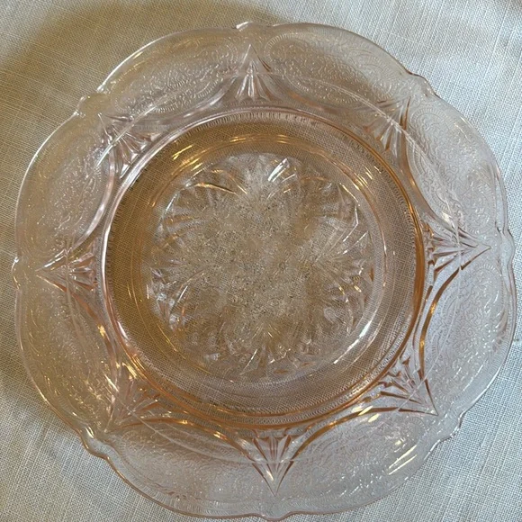 Pink Depression Royal Lace Small Plates (8) - Picture 6 of 11